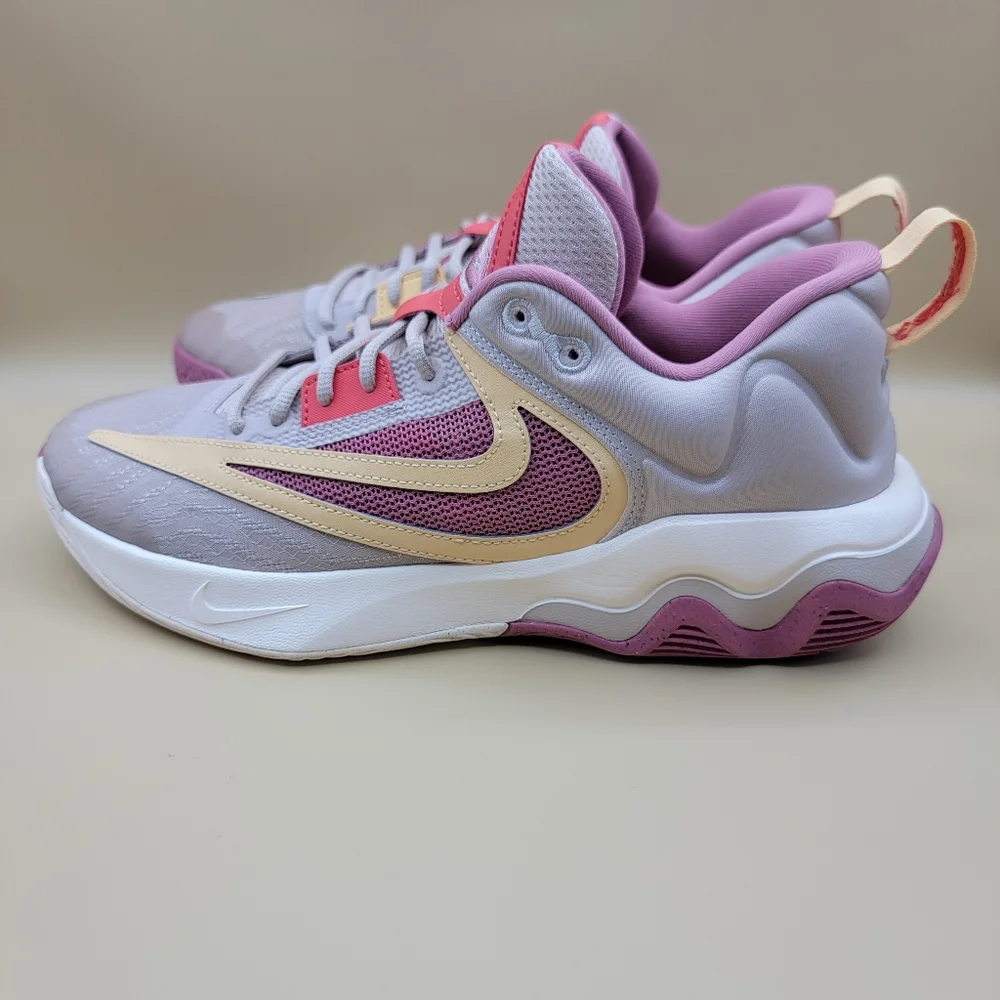 Nike Giannis Immortality 3 Mens Basketball Shoes Size 10 Fossil Stone Purple New